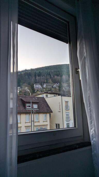 Gemuetliche Wohnung Im Schwarzwald In Bester Lage Von Bad Wildbad Eksteriør bilde